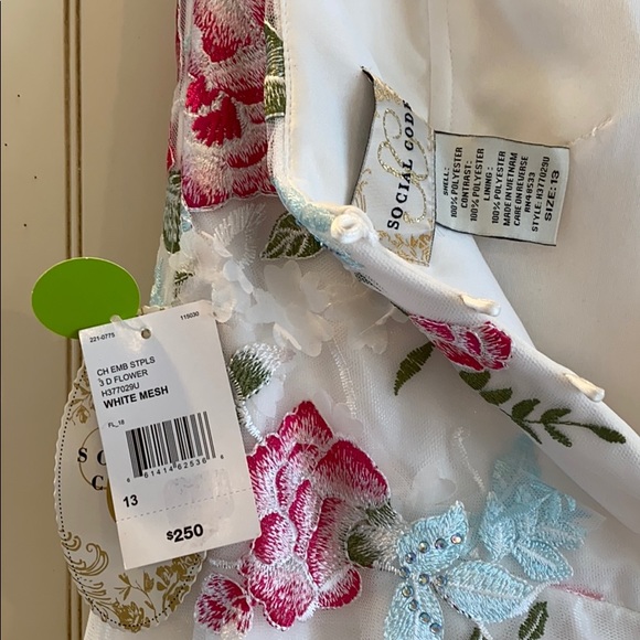 MAKE OFFER…Prom Dress / Formal Gown / Quinceanera - Picture 4 of 7